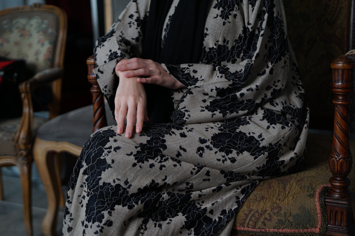Ivory Noir Abaya