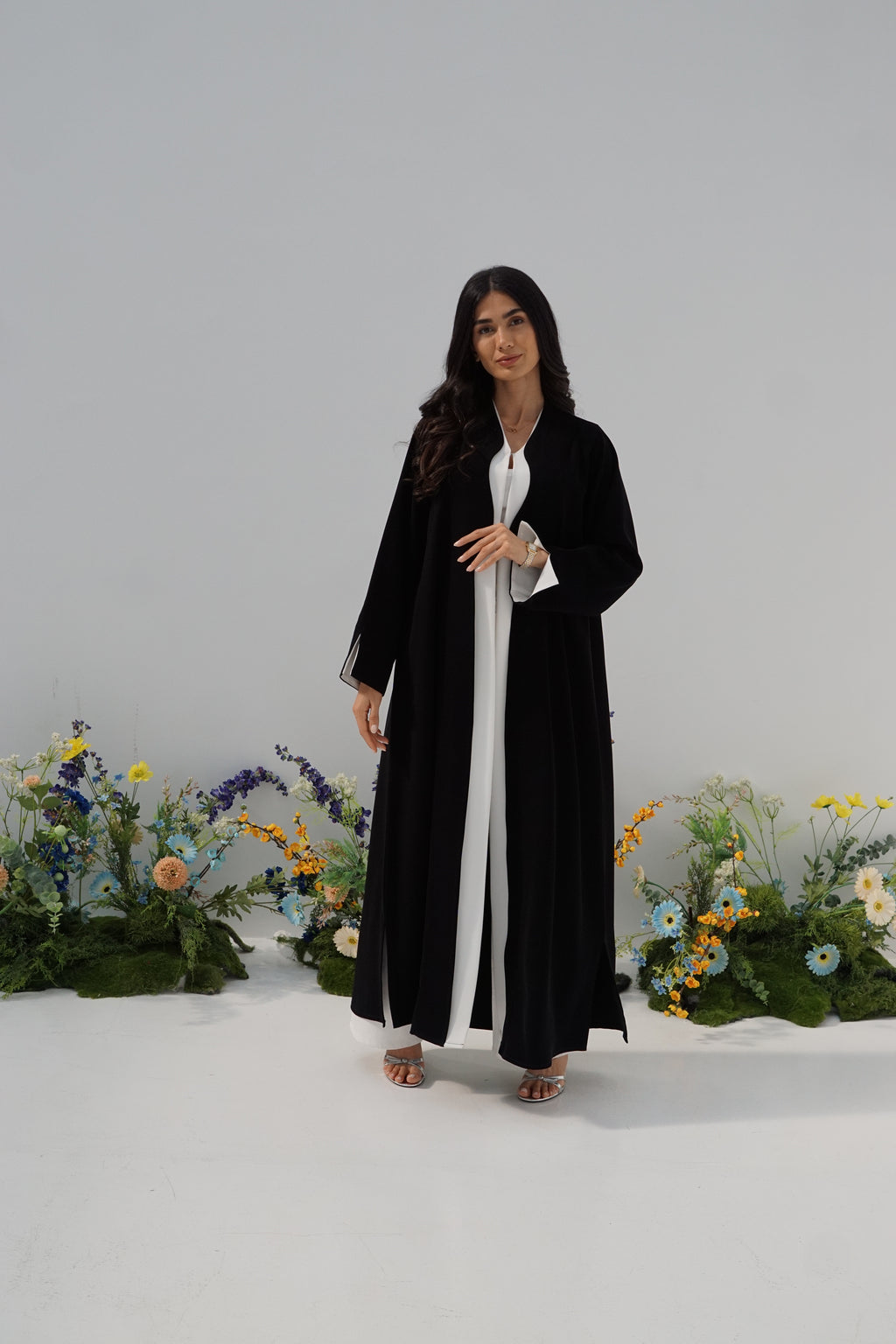 Black And White Contrast Abaya