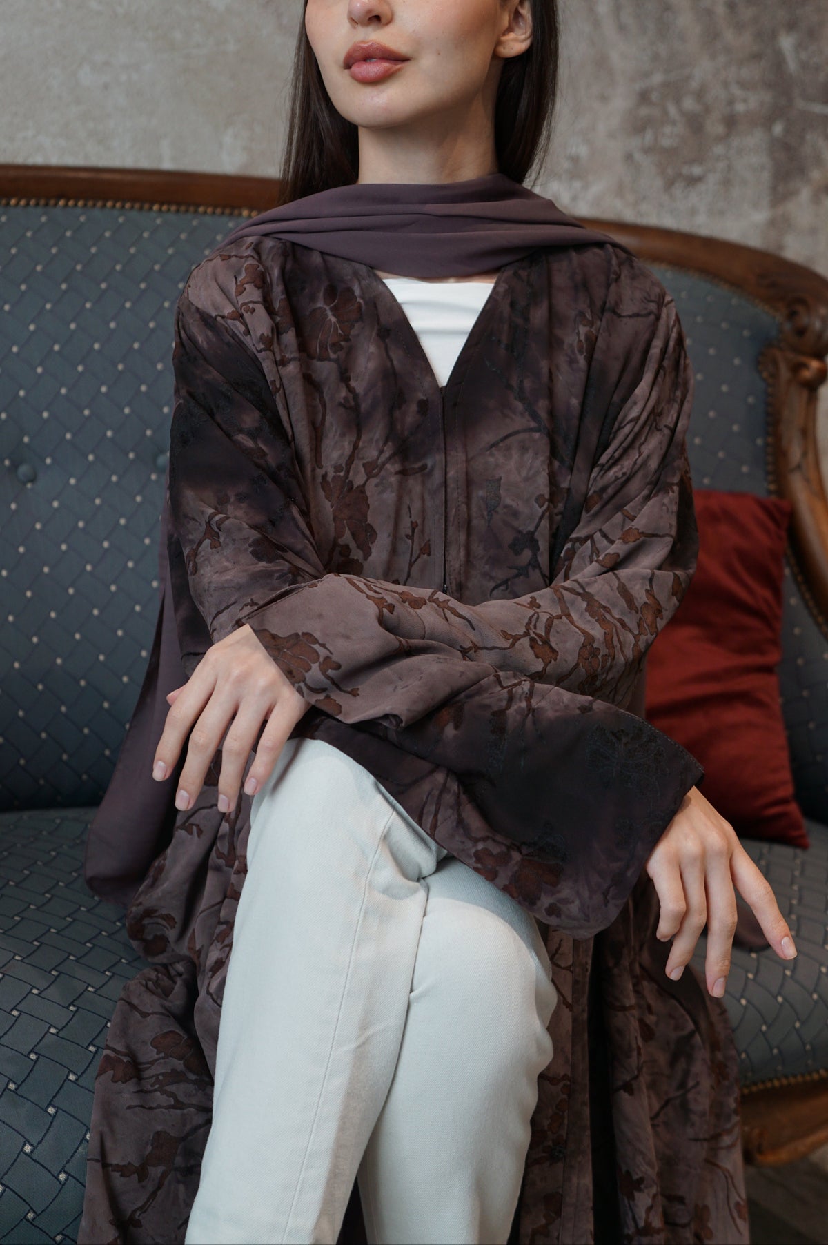Autumn Rose dusty mauve and brown patterned abaya with matching sheila